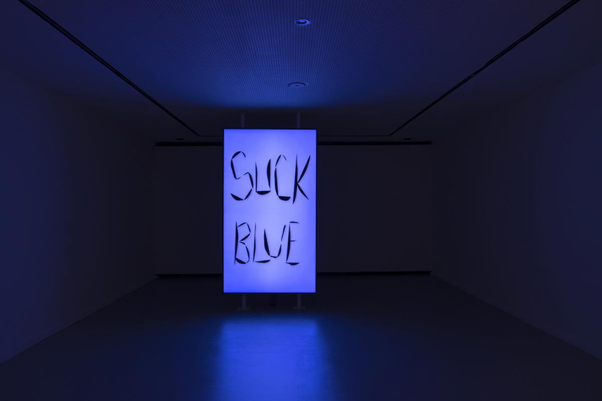 Filling Egg Shells, vidéo, 9’36’’, 2011-2023. Voice and texts: Orla Barry. Drums: Boris Gronemberger